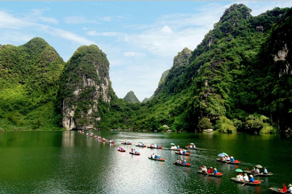 HÀ NỘI - TRÀNG AN - BÁI ĐÍNH - NINH BÌNH